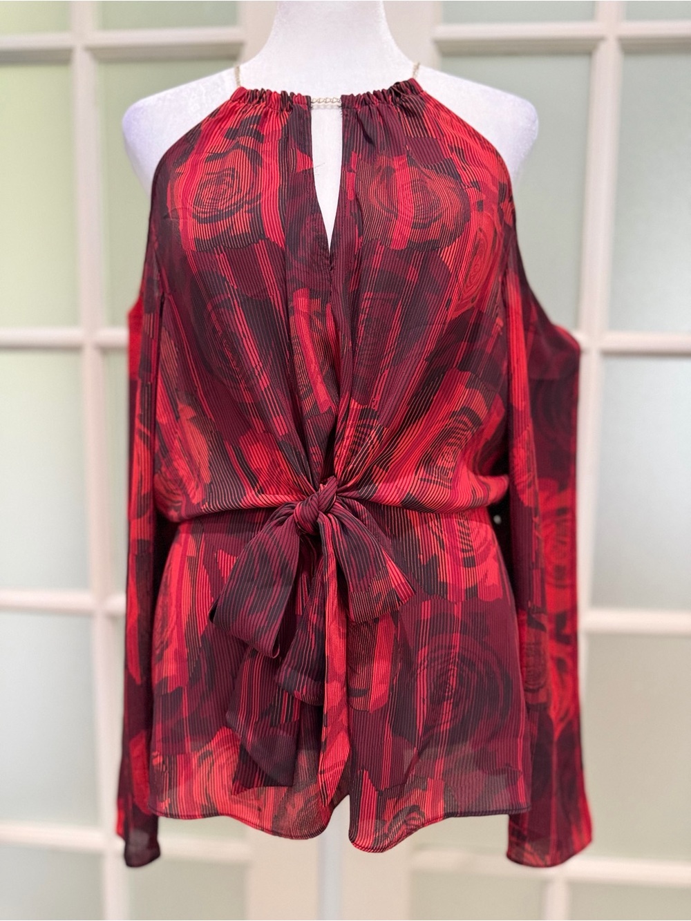Bold Elements red and black floral with hanging gold-toned chained